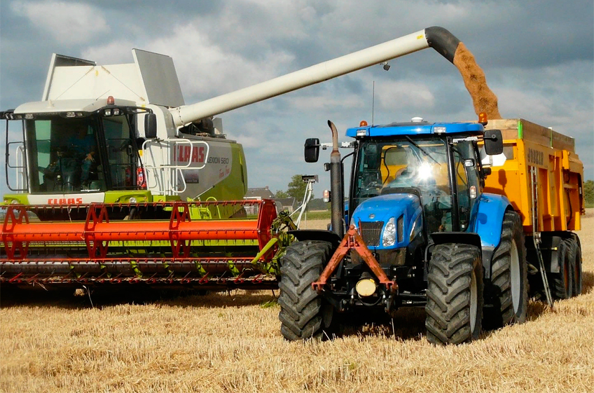 Минсельхоз РФ рассчитывает, что ситуация с сельхозтехникой стабилизируется к концу года