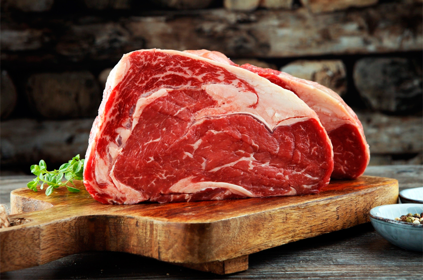 Потребление мяса в России в 2022 году выросло почти на 2%