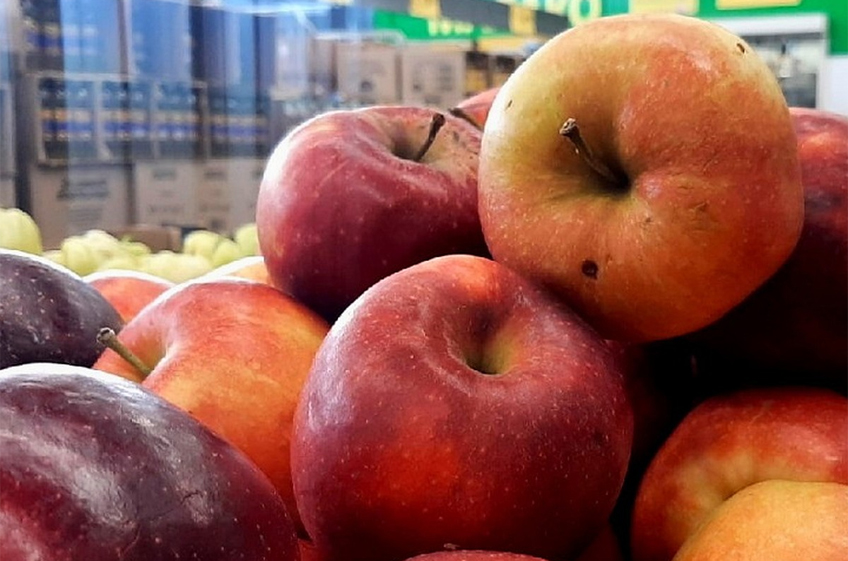 Росстат: рост цен на яблоки в России ускорился до 3,2%